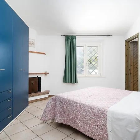 Apartment La Vela Gialla *