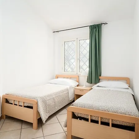 Apartment La Vela Gialla